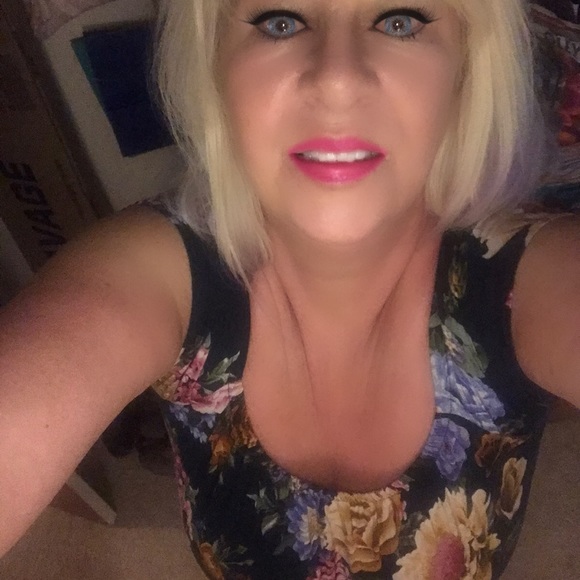 Meet your Posher, Ruby - Picture 11 of 11